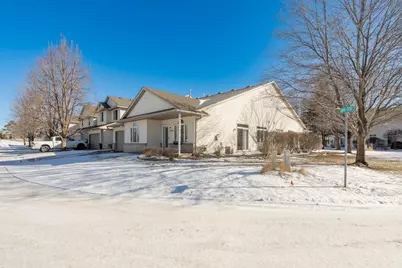 1242 Crystal Place E, Chaska, MN 55318 - Photo 2