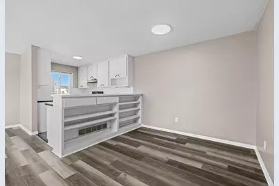 11101 Drake Street NW, Coon Rapids, MN 55433 - Photo 10