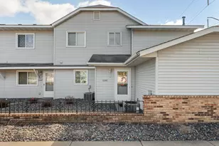 11101 Drake St NW, Coon Rapids, MN 55433 - Photo 2