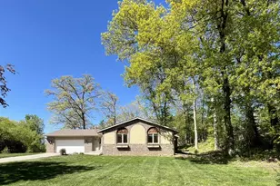 5885 Hidden Oaks Cir SE, Prior Lake, MN 55372 - Photo 2