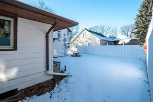 624 10th St SW, Willmar, MN 56201 - Photo 40