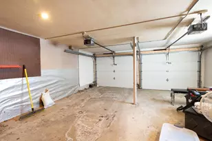 624 10th St SW, Willmar, MN 56201 - Photo 38