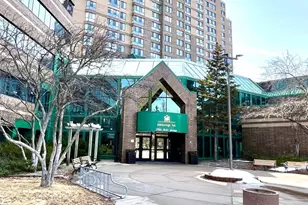 7605 Edinborough Way, Edina, MN 55435 - Photo 18