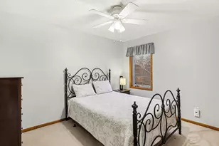 12585 Dover Dr, Apple Valley, MN 55124 - Photo 20