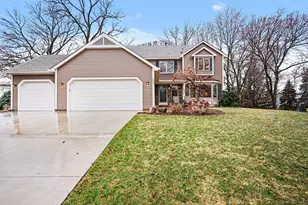 12585 Dover Dr, Apple Valley, MN 55124 - Photo 1