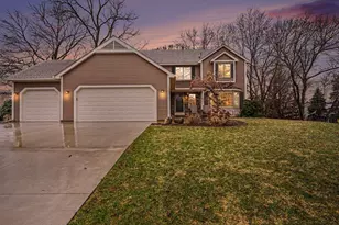 12585 Dover Dr, Apple Valley, MN 55124 - Photo 36