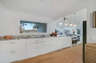 19860 Cottagewood Rd, Deephaven, MN 55331 - Photo 8