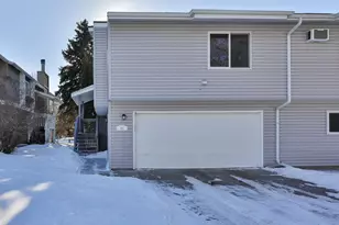 46 Fremont Dr S, Fargo,  58103 - Photo 2