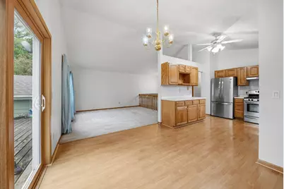 12967 Eagle Bluff Drive, Burnsville, MN 55337 - Photo 2