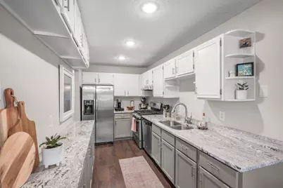 6942 Ives Lane N, Maple Grove, MN 55369 - Photo 6