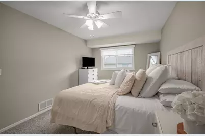 6942 Ives Lane N, Maple Grove, MN 55369 - Photo 8