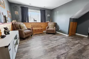 1011 Waters Edge Cir, Avon, MN 56310 - Photo 18