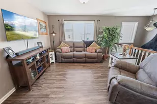 1011 Waters Edge Cir, Avon, MN 56310 - Photo 8