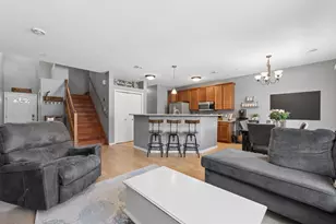 139 Stallion Ln, Circle Pines, MN 55014 - Photo 2