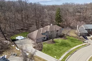 1337 Woodland Dr SW, Rochester, MN 55902 - Photo 2