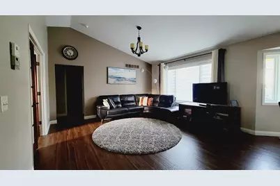 2341 Ponds Way, Shakopee, MN 55379 - Photo 4