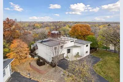 4652 Nine Oaks Circle, Bloomington, MN 55437 - Photo 48