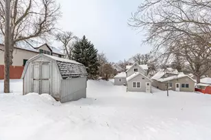 313 3rd St SE, Pelican Rapids, MN 56572 - Photo 8