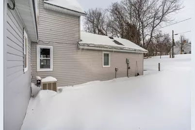 313 3rd Street SE, Pelican Rapids, MN 56572 - Photo 6