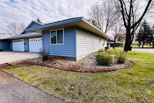 314 Bogey Ln, Cold Spring, MN 56320 - Photo 2