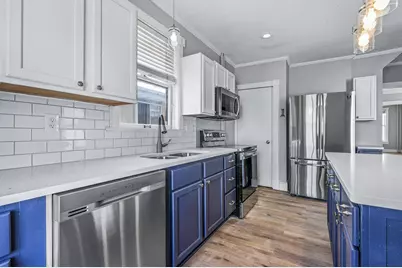 811 Watson Avenue, Saint Paul, MN 55102 - Photo 6