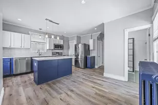 811 Watson Ave, Saint Paul, MN 55102 - Photo 2