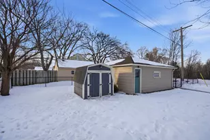 4711 Lakeland Ave N, Crystal, MN 55429 - Photo 38