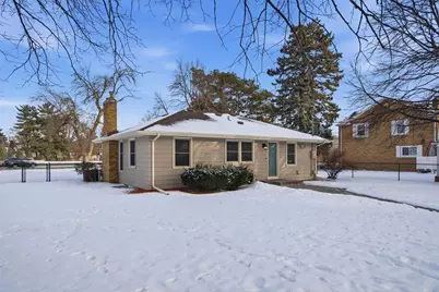 4711 Lakeland Avenue N, Crystal, MN 55429 - Photo 2