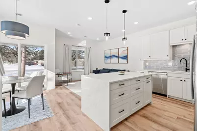 425 W 8th Street #24, New Richmond, WI 54017 - Photo 8