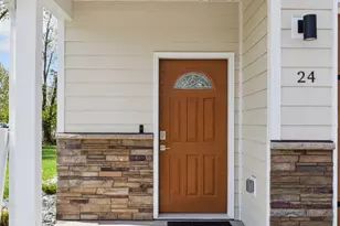 425 W 8th St, New Richmond, WI 54017 - Photo 32