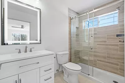 425 W 8th Street #19, New Richmond, WI 54017 - Photo 16