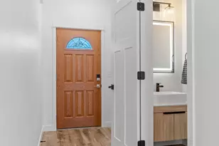 425 W 8th St, New Richmond, WI 54017 - Photo 8