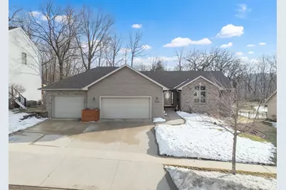 1120 Glendale Hills Drive NE, Rochester, MN 55906 - Photo 2