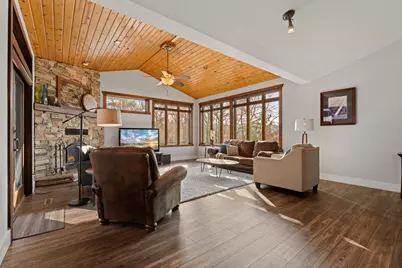 1120 Glendale Hills Drive NE, Rochester, MN 55906 - Photo 4