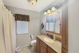 3085 30th St, Slayton, MN 56172 - Photo 12