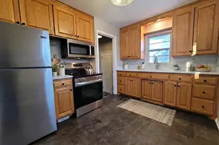 8911 Greystone Ave S, Cottage Grove, MN 55016 - Photo 2