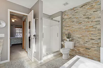 13850 Pennock Avenue, Apple Valley, MN 55124 - Photo 32