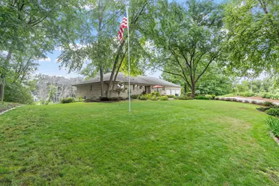 481 Peavey Lane, Wayzata, MN 55391 - Photo 2
