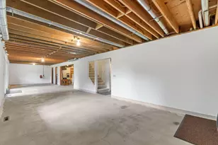 481 Peavey Ln, Wayzata, MN 55391 - Photo 28