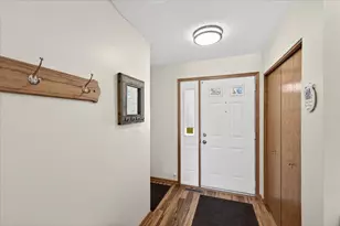 9141 Sierra Rd, Woodbury, MN 55125 - Photo 20