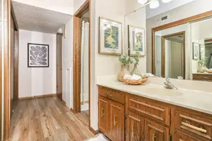 220 8th St S, Fargo,  58103 - Photo 24