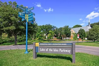 1620 Kenwood Parkway, Minneapolis, MN 55405 - Photo 98