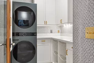 1620 Kenwood Pkwy, Minneapolis, MN 55405 - Photo 58