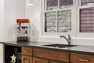 1620 Kenwood Pkwy, Minneapolis, MN 55405 - Photo 68