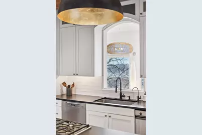 1620 Kenwood Parkway, Minneapolis, MN 55405 - Photo 30