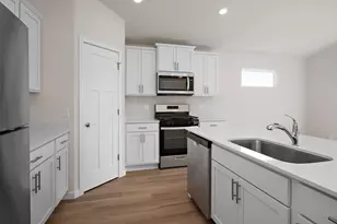 320 Florence Ave S, Annandale, MN 55302 - Photo 10