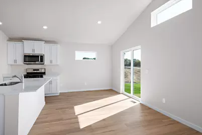 320 Florence Avenue S, Annandale, MN 55302 - Photo 4