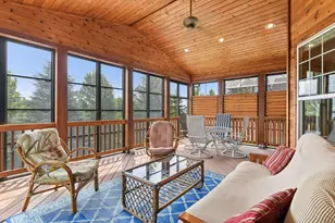 7703 Vasserman Pl, Chanhassen, MN 55317 - Photo 10