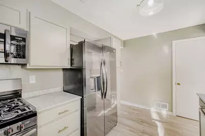 124 King Street W, Saint Paul, MN 55107 - Photo 12