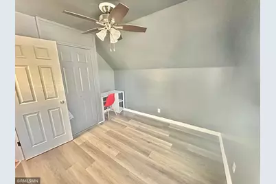 3006 Upton Avenue N, Minneapolis, MN 55411 - Photo 8